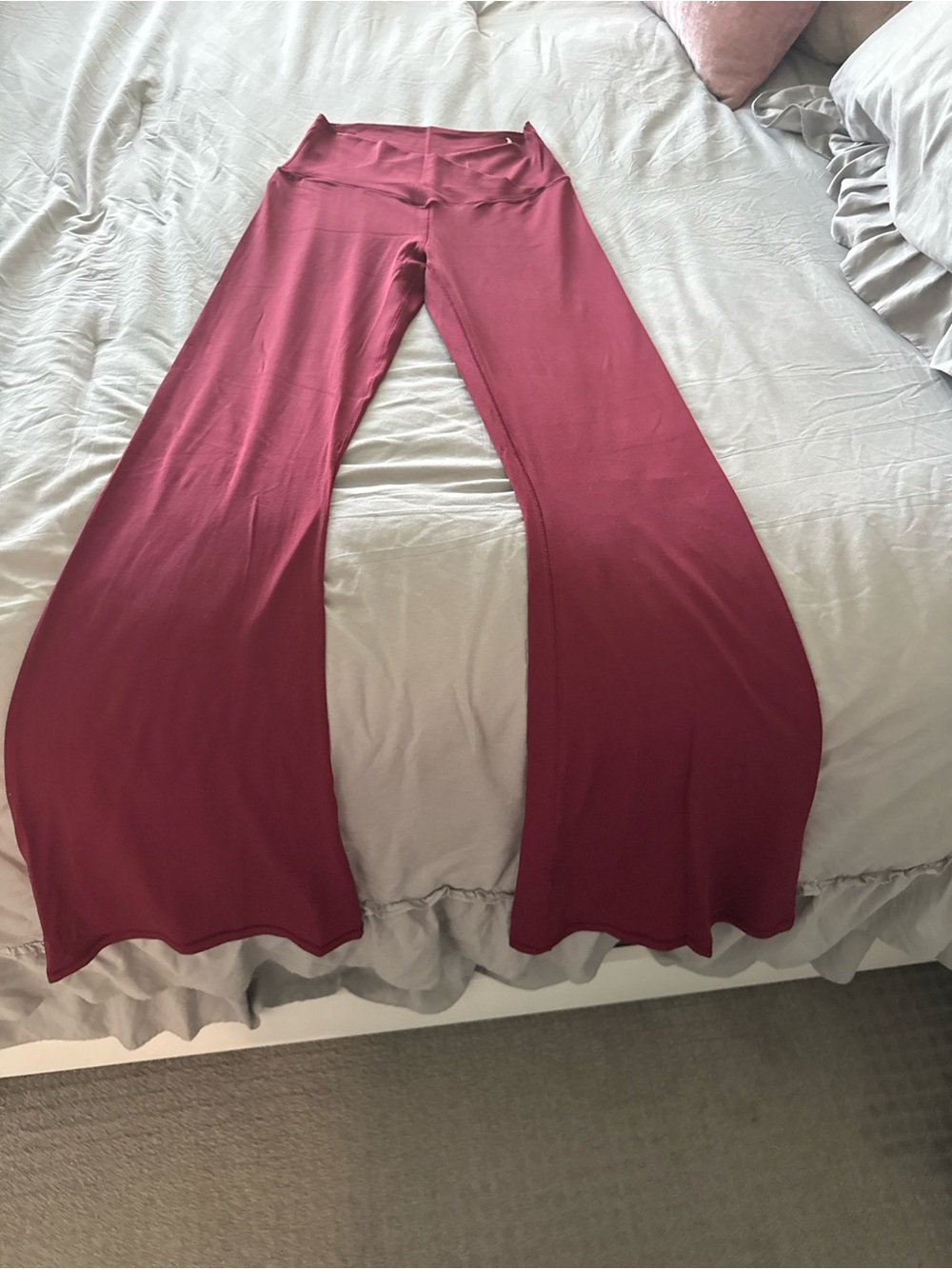 aerie Wide-Leg Leggings in Deep Wine Red